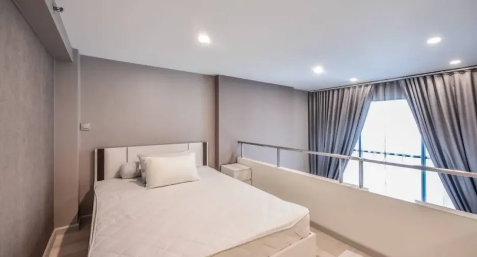 For rent 1 bed condo in Sathon, Bangkok