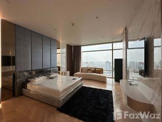 For rent 4 bedrooms condo in Bang Kho Laem, Bangkok