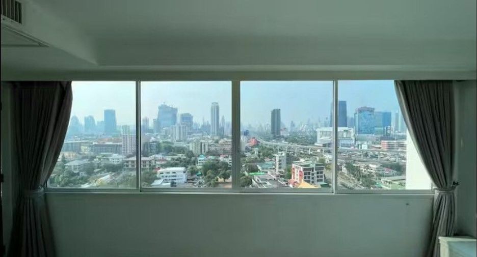 À louer 2 chambres condo à Khlong Toei, Bangkok
