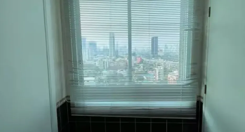 À louer 2 chambres condo à Khlong Toei, Bangkok