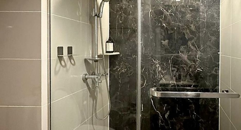 For rent 1 bed condo in Khlong San, Bangkok