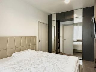 Condo en alquiler de 1 habitaciones en Khlong San, Bangkok