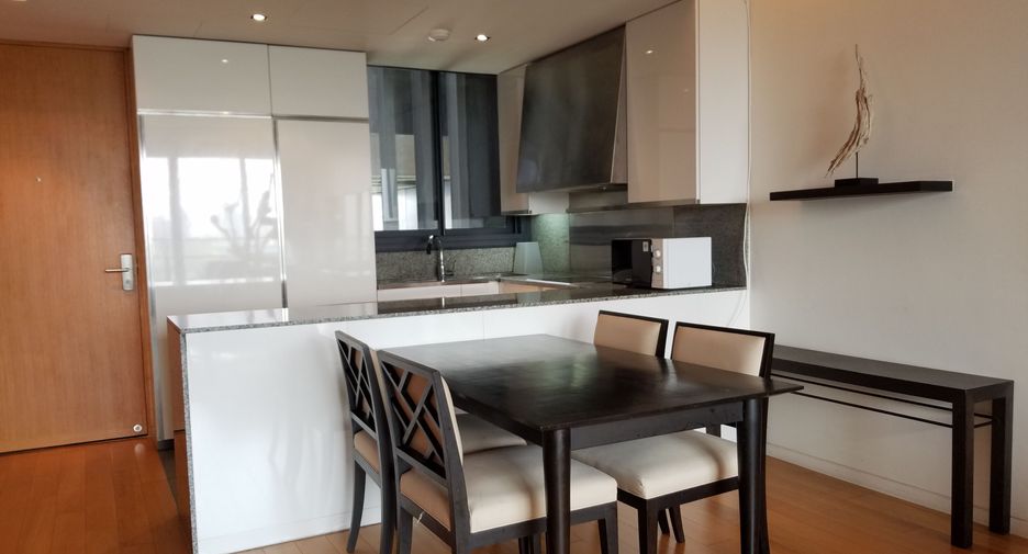 For rent 2 bedrooms condo in Sathon, Bangkok