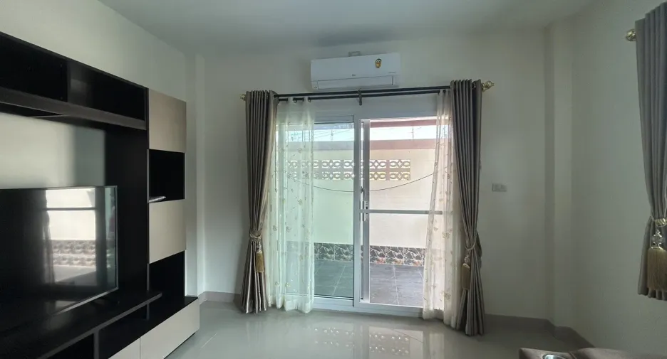 ขาย และ ให้เช่า 3 ห้องนอน วิลล่า ใน ชะอำ, เพชรบุรี
