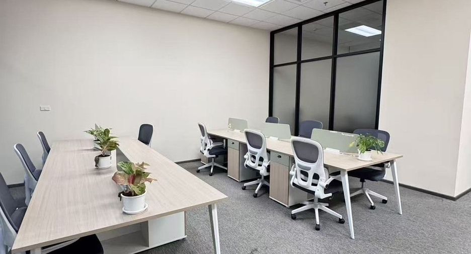 For rent office in Pathum Wan, Bangkok