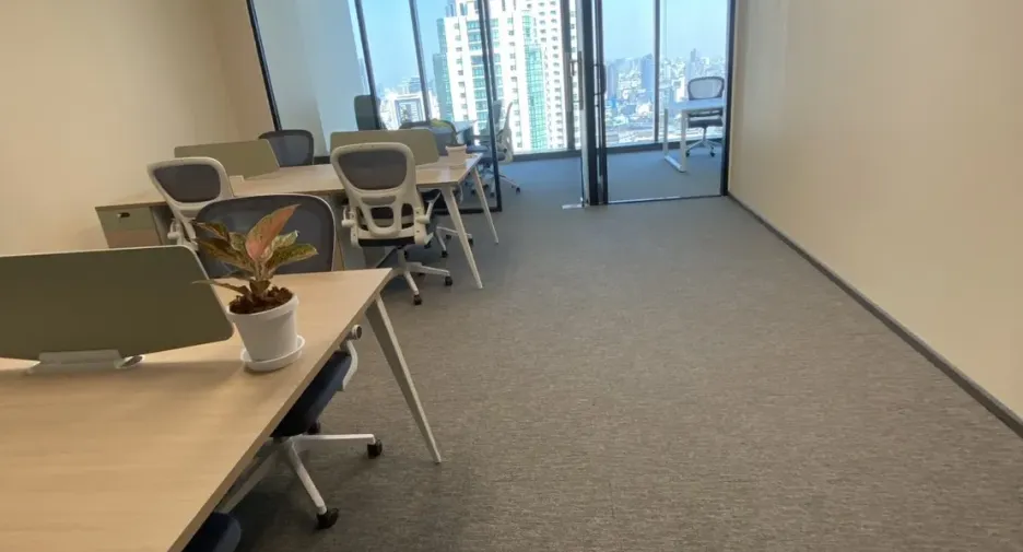 For rent office in Pathum Wan, Bangkok