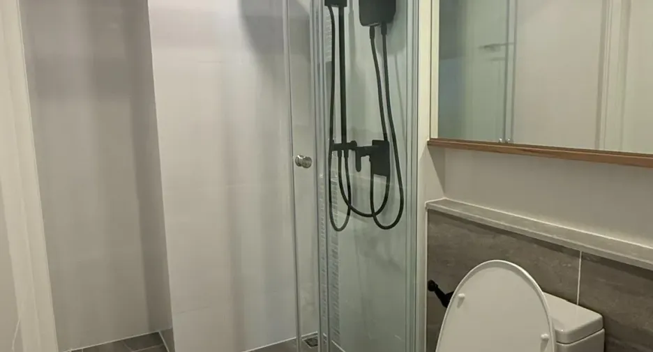 Wohnung zur Miete mit Studio in Khlong Toei, Bangkok