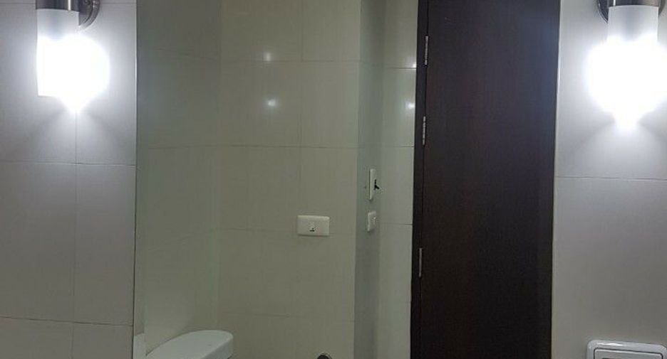 Apartment zur Miete mit 2 Zimmer in Khlong Toei, Bangkok
