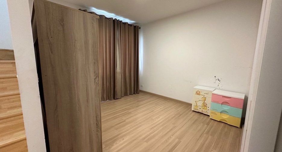 For rent 3 bedrooms house in Bang Phli, Samut Prakan