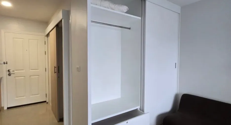 For rent 1 bed condo in Phra Khanong, Bangkok