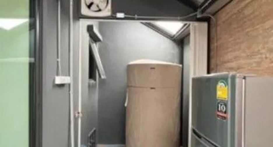 Аренда 2 спальни таунхаус в Сапхан Сунг, Бангкок