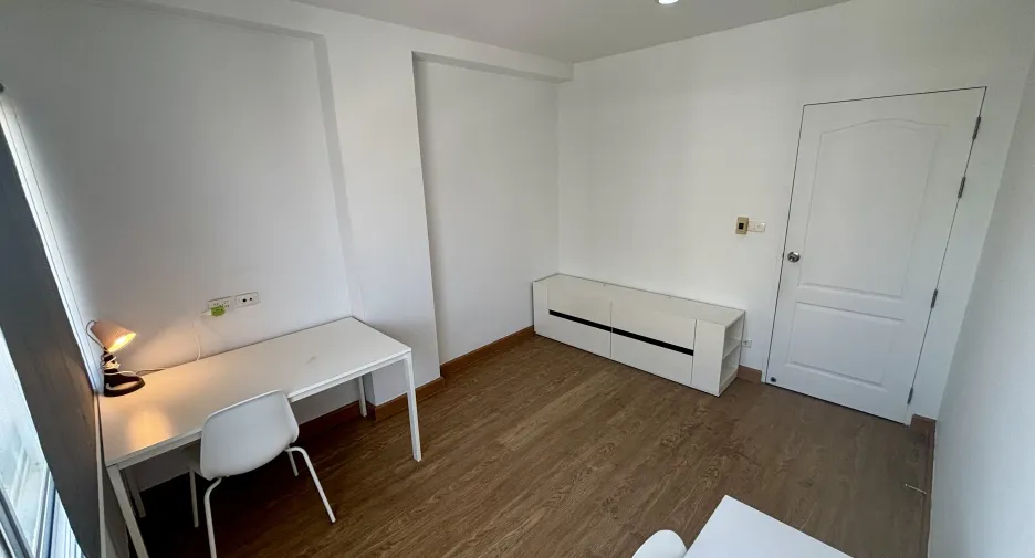 Wohnung zur Miete mit 2 Zimmer in Chatuchak, Bangkok