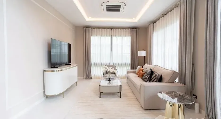 For rent 5 bedrooms house in Bang Phli, Samut Prakan