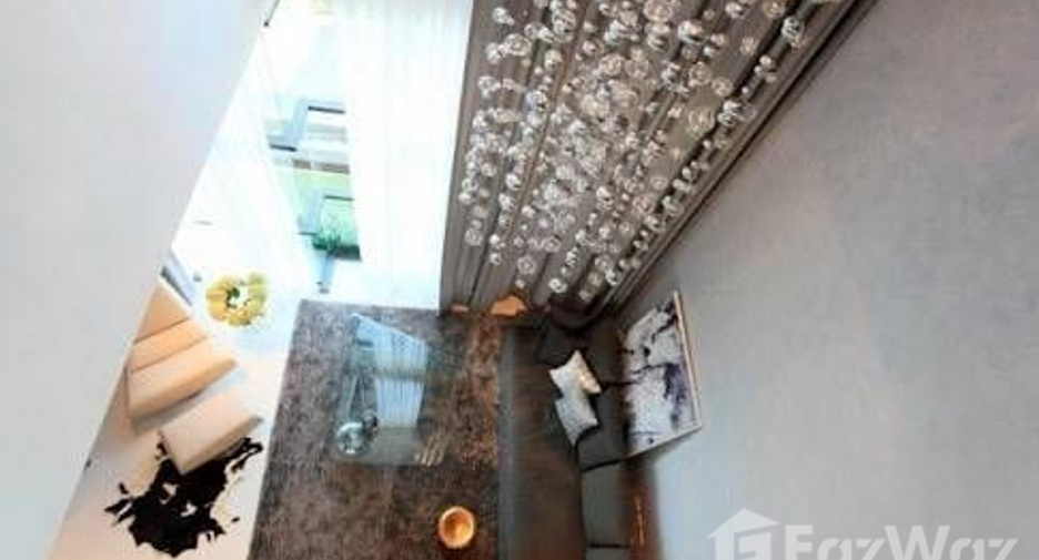 For rent 3 bedrooms house in Watthana, Bangkok