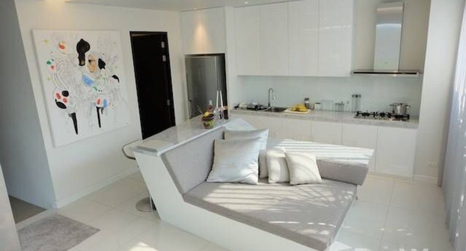 For rent 3 bedrooms house in Watthana, Bangkok