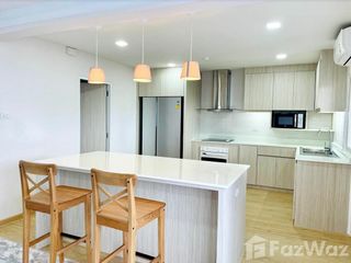 For rent 3 bedrooms apartment in Watthana, Bangkok