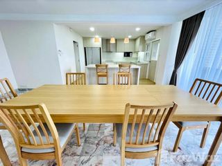 For rent 3 bedrooms apartment in Watthana, Bangkok