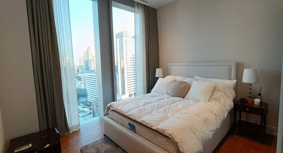 For rent 3 ベッドルーム condo in Sathon, Bangkok