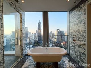 For rent 3 bedrooms condo in Sathon, Bangkok