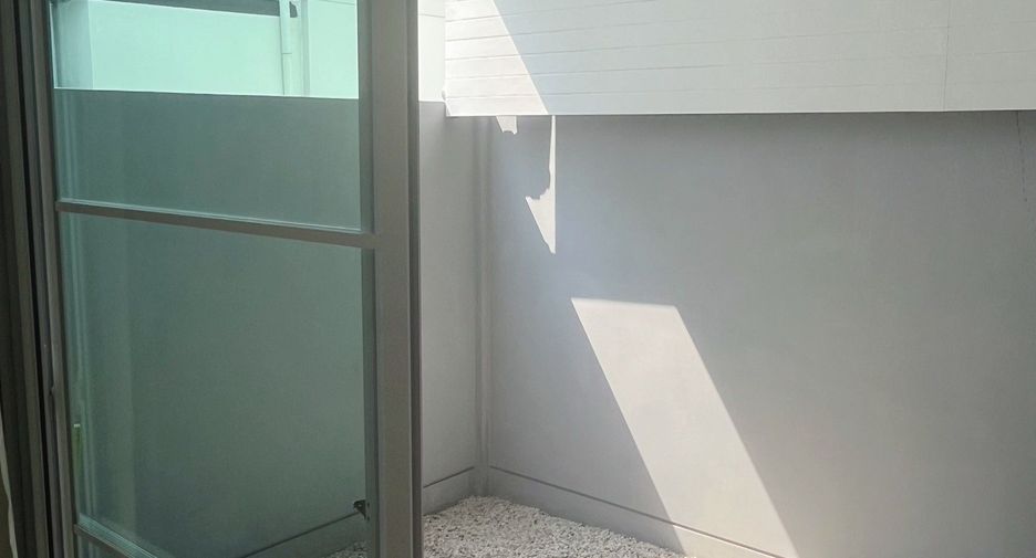 For rent 1 bed townhouse in Prawet, Bangkok