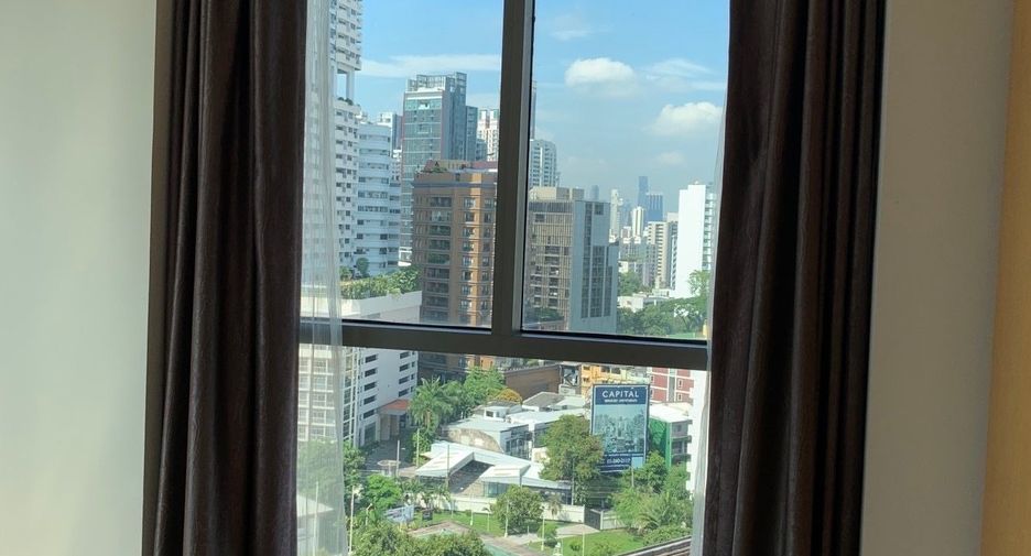 For rent 2 bedrooms condo in Khlong Toei, Bangkok