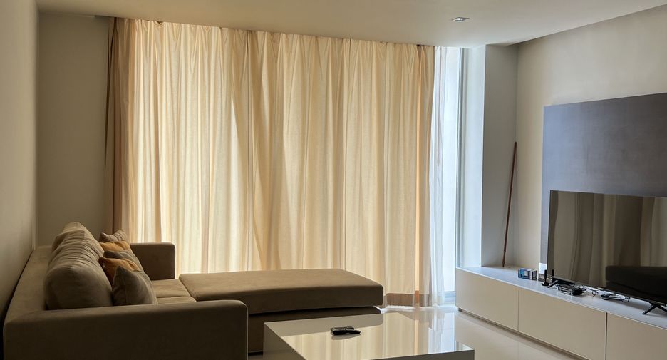 For rent 2 bedrooms condo in Sathon, Bangkok