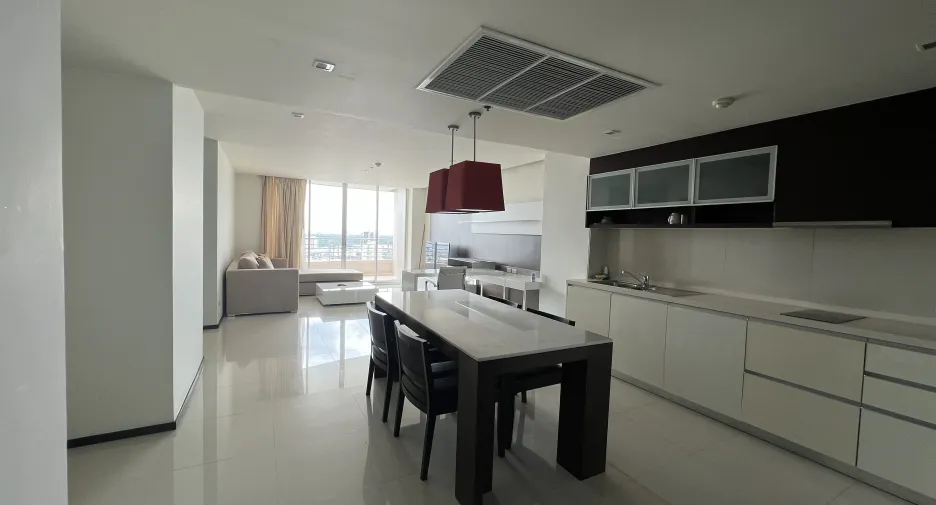 For rent 2 bedrooms condo in Sathon, Bangkok