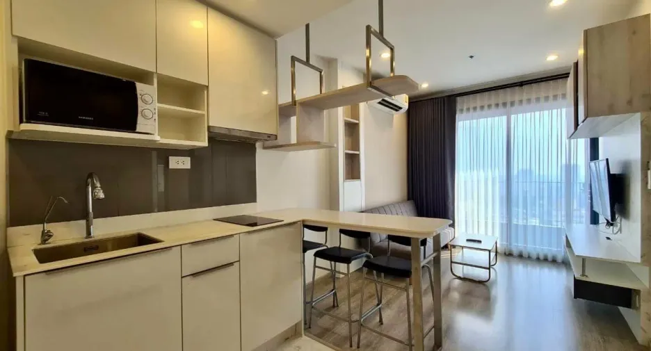 For rent 2 bedrooms condo in Bang Na, Bangkok