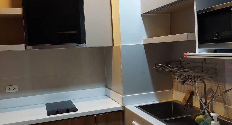 Condo en alquiler de 2 habitaciones en Sathon, Bangkok