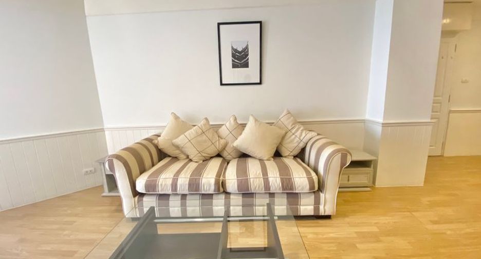 For rent 2 bedrooms condo in Khlong Toei, Bangkok