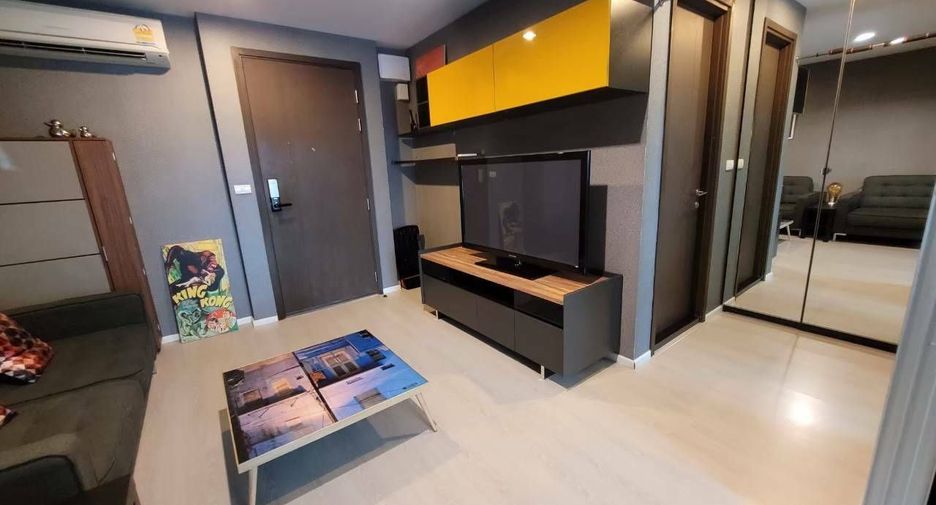 Condo en alquiler de 1 habitaciones en Sathon, Bangkok