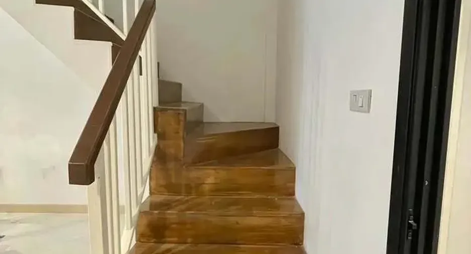 For rent 2 bedrooms townhouse in Bang Kapi, Bangkok