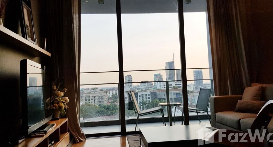 Condo en alquiler de 1 habitaciones en Khlong Toei, Bangkok