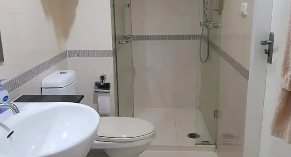 Condo en alquiler de 2 habitaciones en Ratchathewi, Bangkok