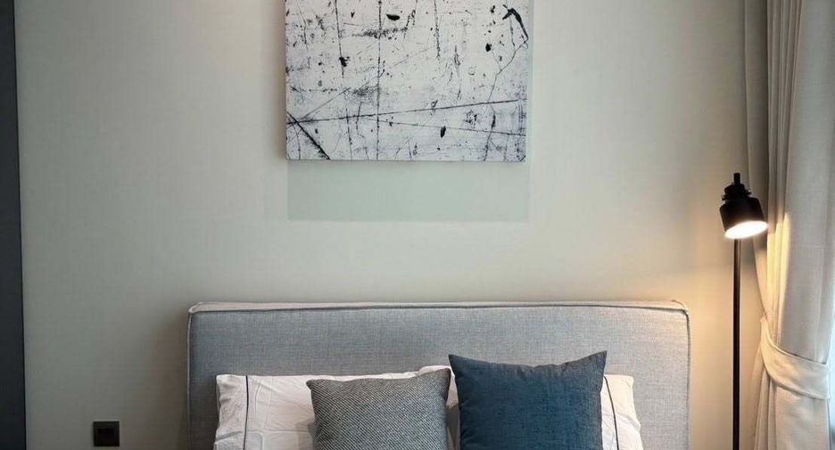 For rent 2 bedrooms condo in Pathum Wan, Bangkok