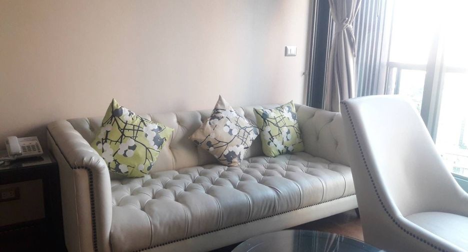 Condo en alquiler de 2 habitaciones en Khlong Toei, Bangkok