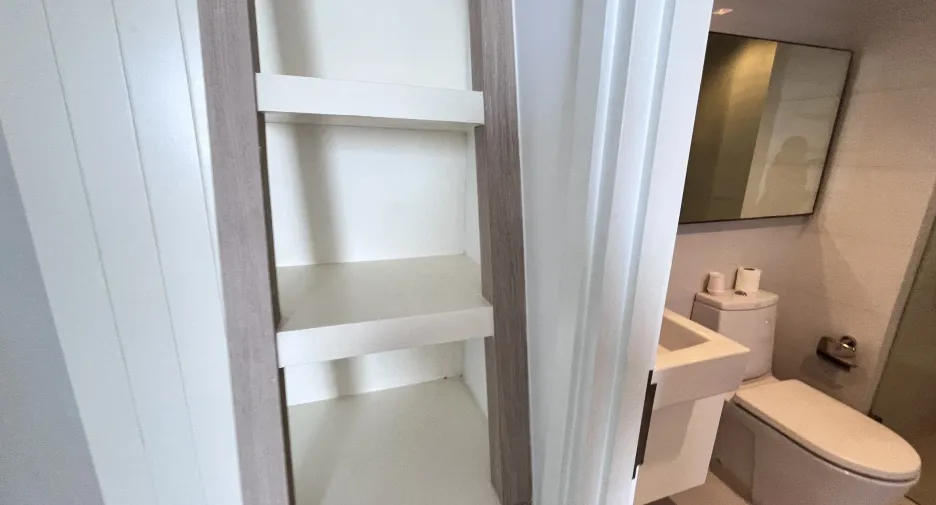 For rent 1 bed condo in Sathon, Bangkok
