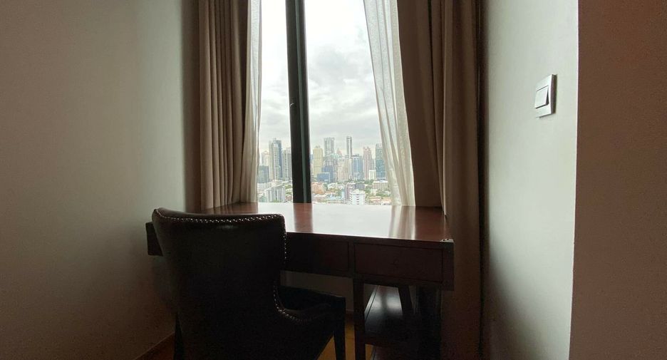 Condo en alquiler de 1 habitaciones en Khlong Toei, Bangkok