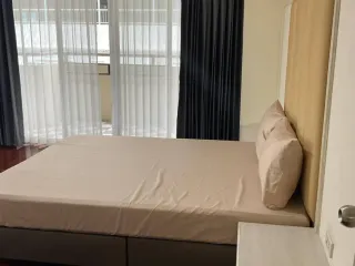 For rent 3 bedrooms apartment in Watthana, Bangkok