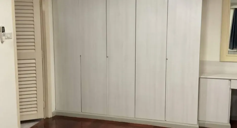 Apartamento en alquiler de 3 habitaciones en Watthana, Bangkok