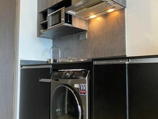 Condo en alquiler de 1 habitaciones en Bang Rak, Bangkok