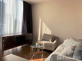 For rent 4 bedrooms townhouse in Watthana, Bangkok