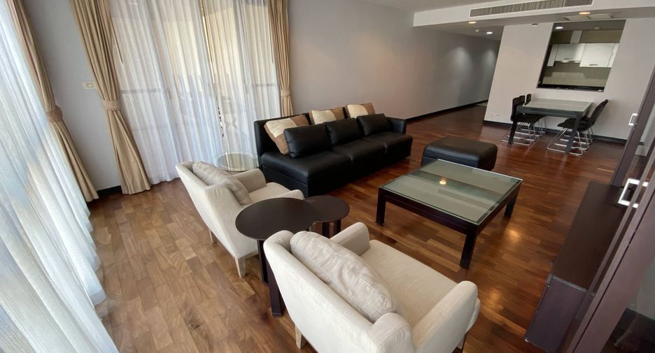 For rent 3 bedrooms condo in Khlong Toei, Bangkok