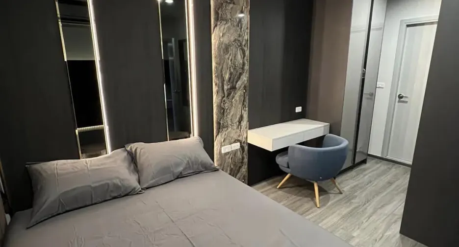 For rent 1 bed condo in Bang Rak, Bangkok