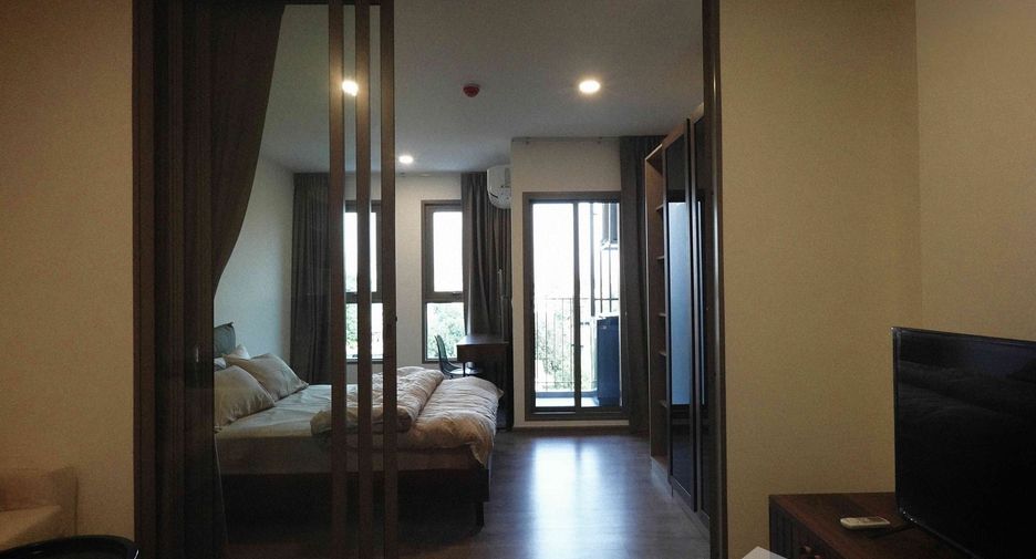 For rent 1 bed condo in Bangkok Noi, Bangkok