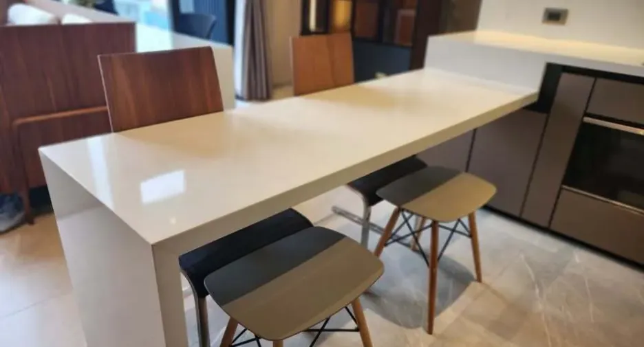 Condo en alquiler de 1 habitaciones en Khlong Toei, Bangkok