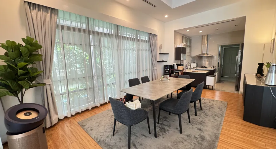 For rent 4 ベッドルーム house in Watthana, Bangkok