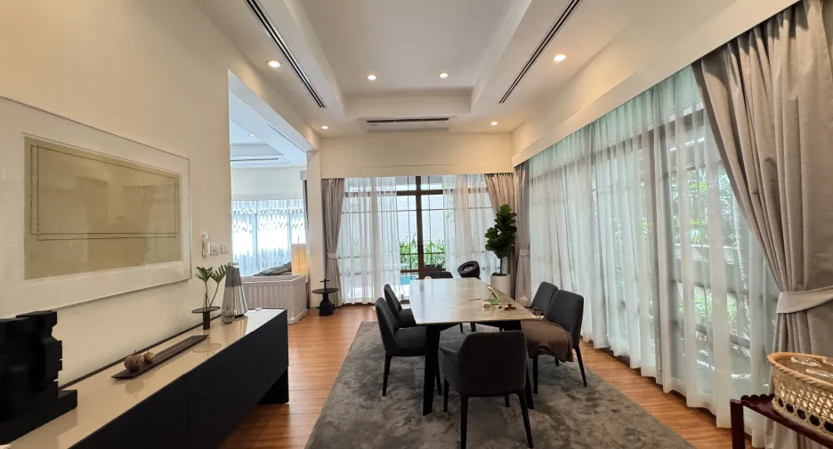 For rent 4 ベッドルーム house in Watthana, Bangkok
