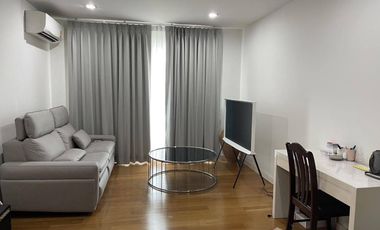 For rent 2 bedrooms condo in Sathon, Bangkok