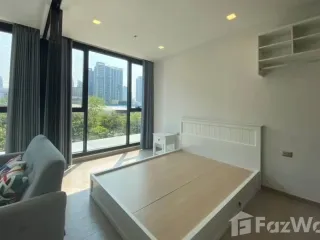 Condo en alquiler de 1 habitaciones en Huai Khwang, Bangkok